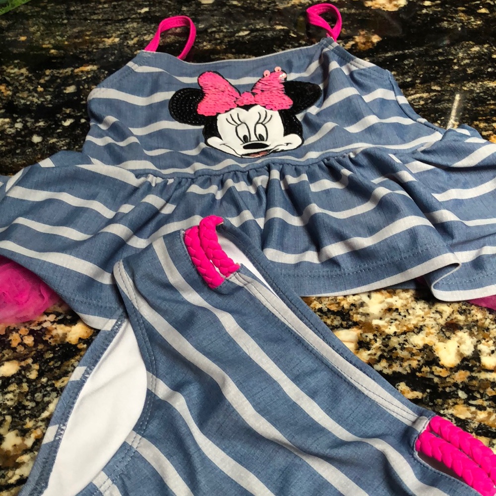 Disney Minnie girls two piece swimsuit Size 4